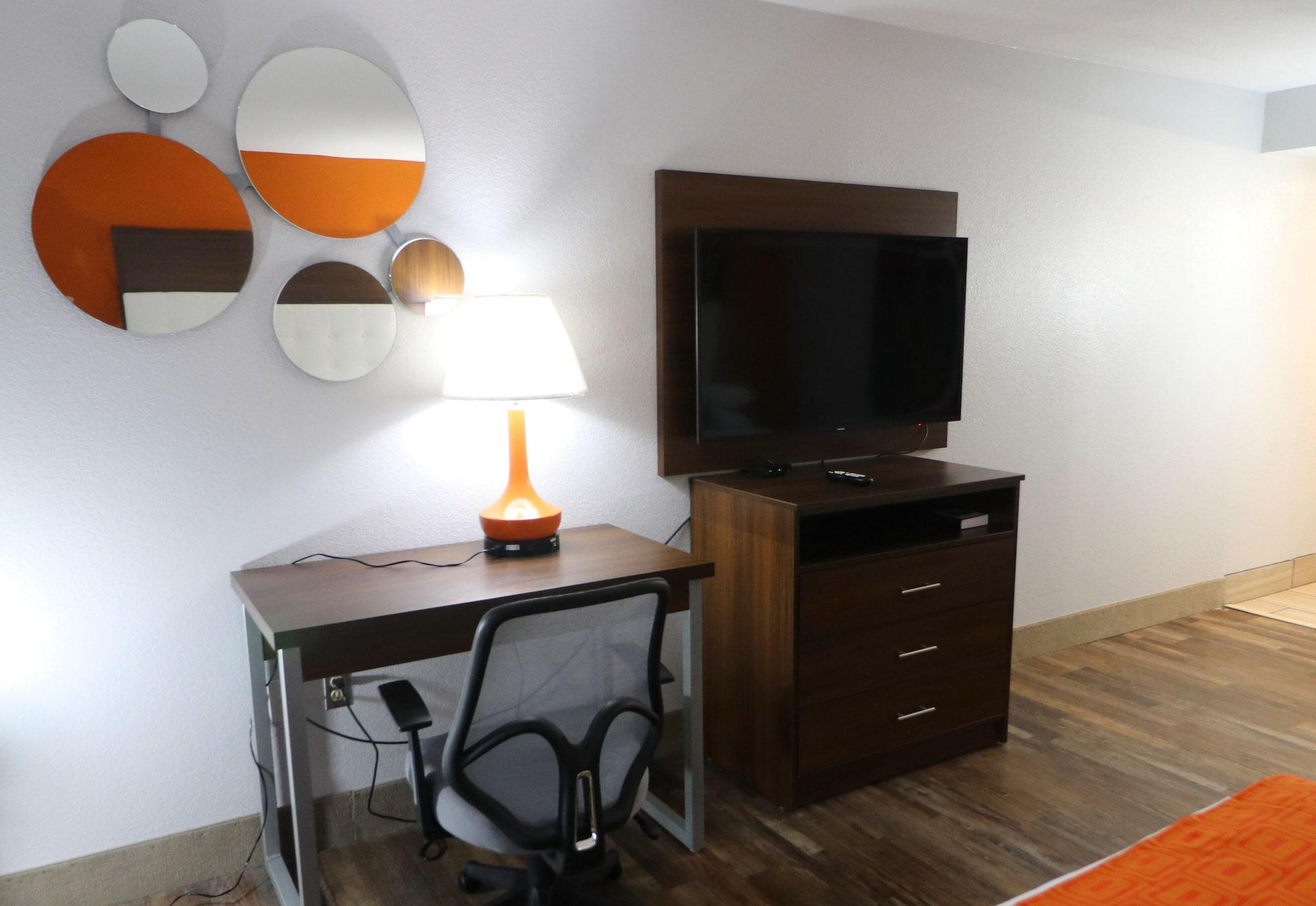 Howard Johnson By Wyndham Downtown גטלינבורג מראה חיצוני תמונה